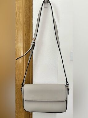 Clee Light Gray Crossbody Bag Adjustable Strap Minimalist